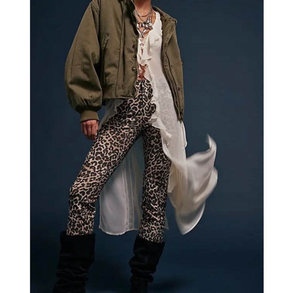 NWOT Free People Molly Leopard Printed Slim Pants